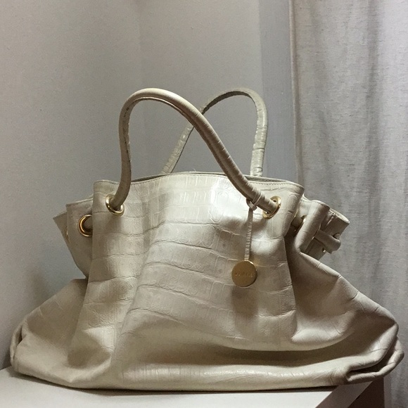 Furla Handbags - Furla Carmen 100% Leather Purse